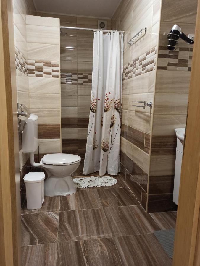 Studio Apartments Una Кореница Экстерьер фото
