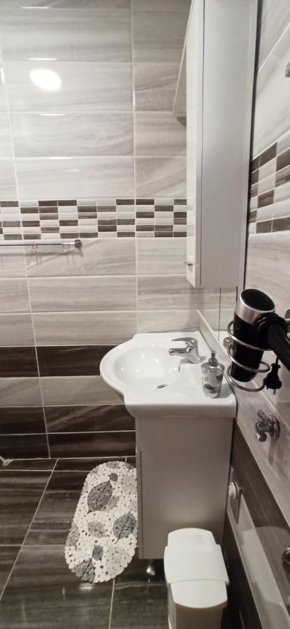 Studio Apartments Una Кореница Экстерьер фото